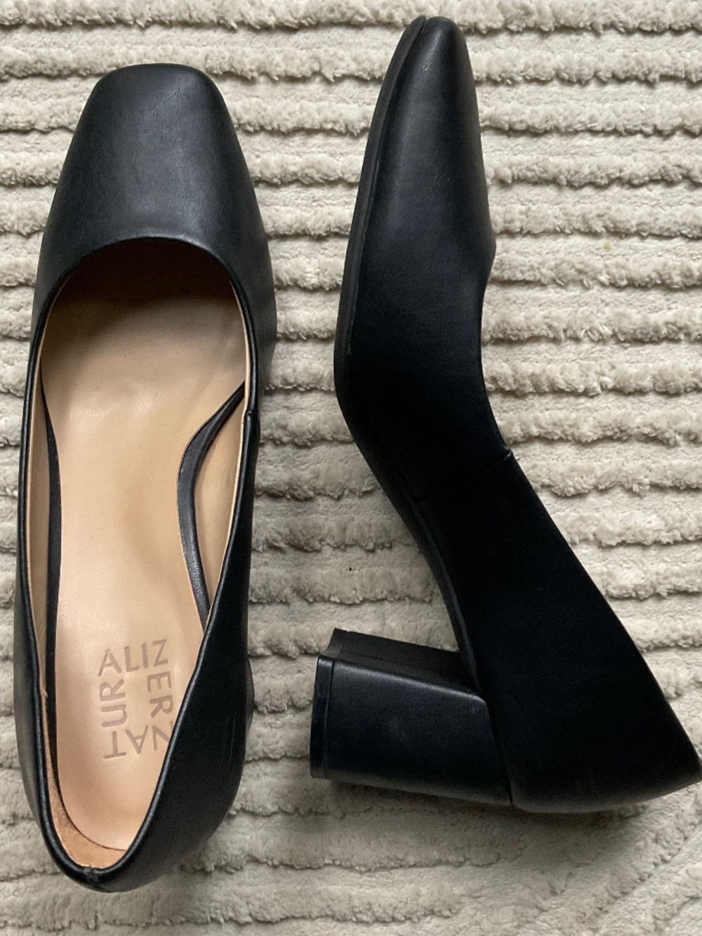 Black Naturalizer heels size 9.5